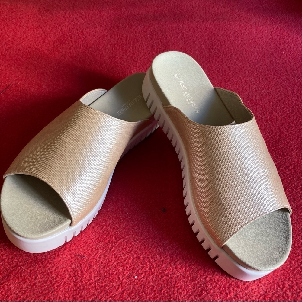 ILSE JACOBSEN Sz 41 Tulip Solid Top Metallic Shimmer Slip On Slide Sandals